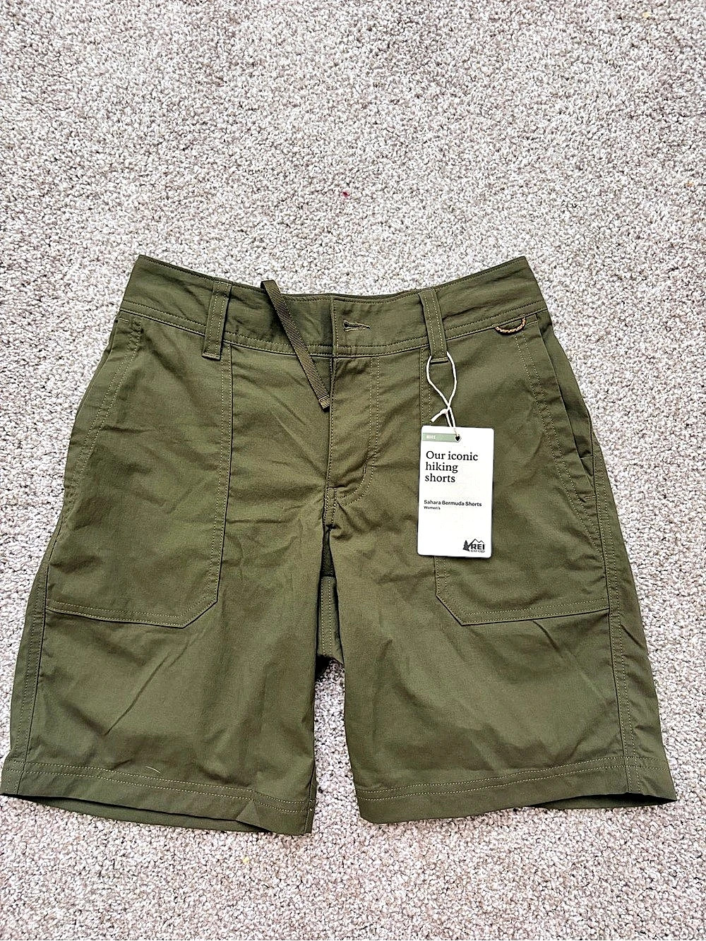 REI Kahana Bermuda Shorts Cargo Bermuda Shorts in Green Size Medium NWT